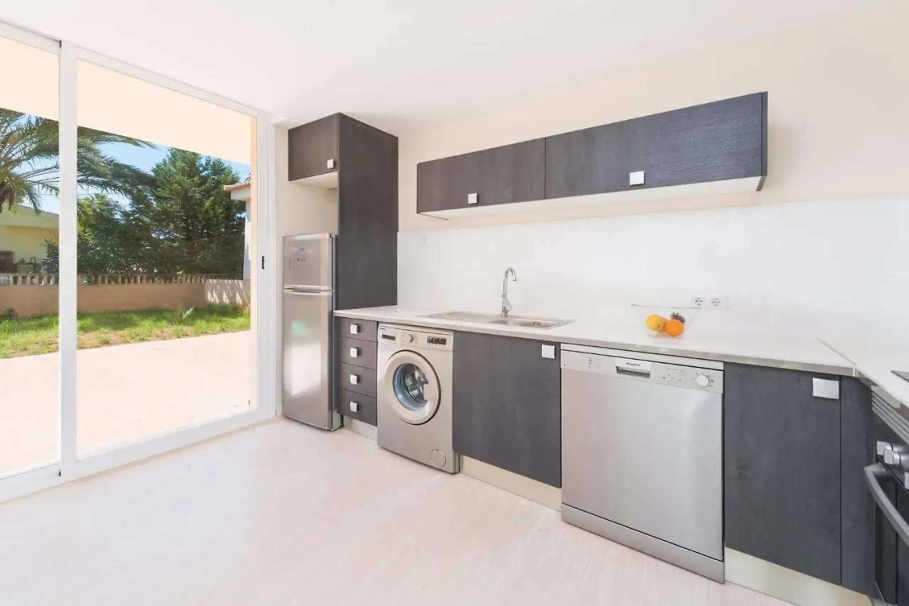Casa vacanze Semi detached Chalet right side Can Picafort  Spagna